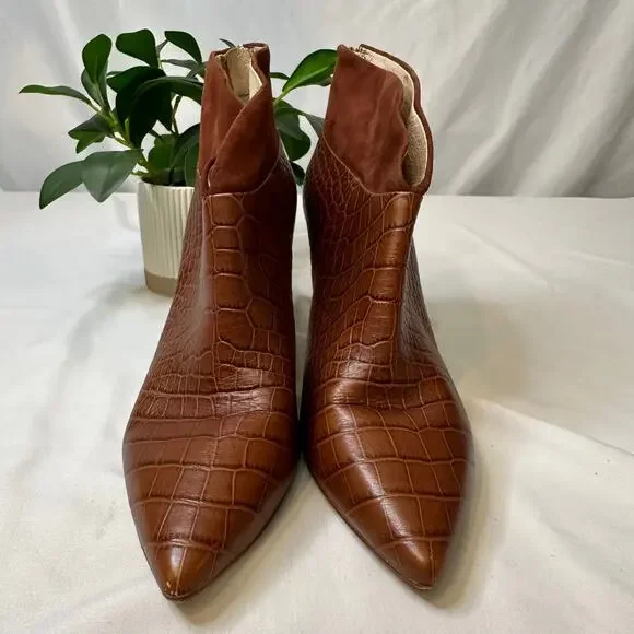 Louise et Cie Brown Ankle Booties Stiletto Heels Pointed‎ Toe Size 9.5 - Picture 4 of 7